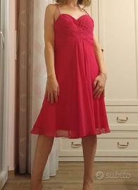 Abito fucsia estivo con bretelle