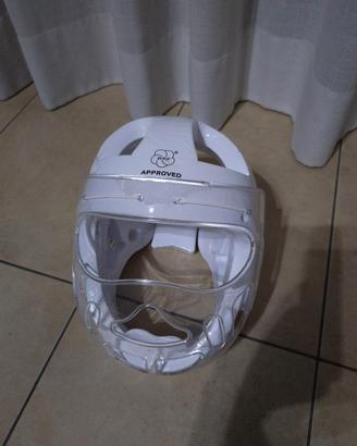 Casco karate wkf