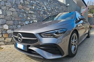 Mercedes cla 180 AMG Line