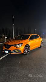 Renault Megane Mégane TCe 300 CV EDC R.S. Trophy 4
