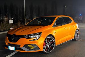 Renault Megane Mégane TCe 300 CV EDC R.S. Trophy 4