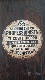 Insegna particolare in metallo 