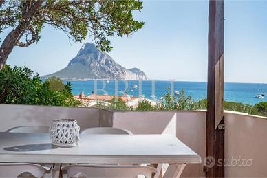Villetta bifamiliare a Porto Taverna