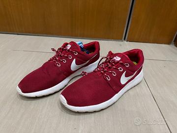 Nike Roshe Run --- Sneakers in Tessuto ---