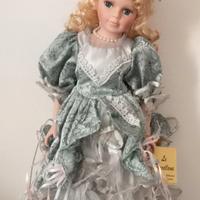 Bambola in porcellana 