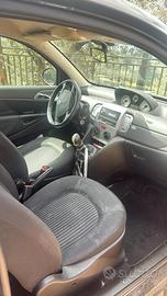 Lancia y