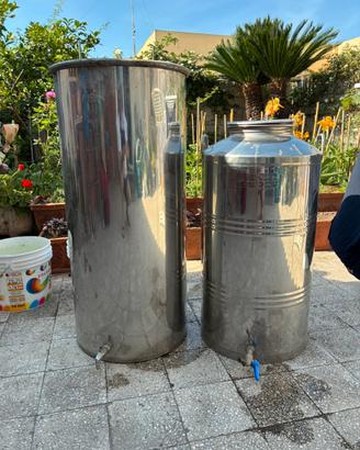 Contenitori vino e olio