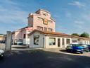 locale-commerciale-al-piano-terra-fronte-md