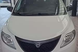 LANCIA Ypsilon 1.2 69 CV 5 porte Elefantino Blu