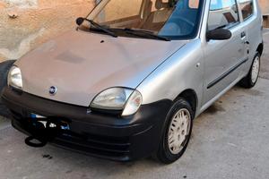 fiat 600 anno 2003