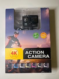 Action Camera con tanti accessori FULL HD