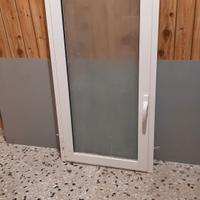 finestra in alluminio bianca mis 667 x 1517