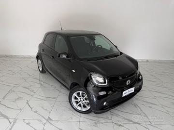 SMART FORFOUR 90 CV AUTOMATICA PANO/LED/NAVI 38.00
