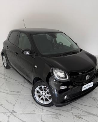 SMART FORFOUR 90 CV AUTOMATICA PANO/LED/NAVI 38.00