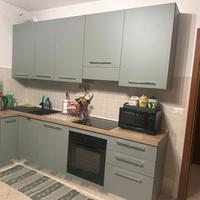 Cucina compreso elettrodomestici (no frigo)