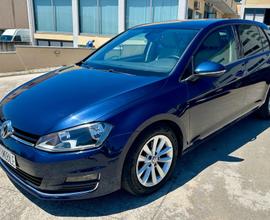 Volkswagen Golf VII 1.6 TDI DSG Highline