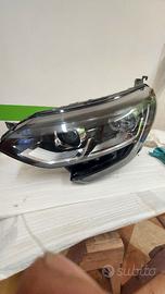 Faro sx megane 4 anno  2017