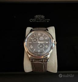 Orologio Orient classico con complicazioni