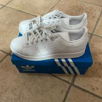 Adidas Stan Smith n.40 - Total White