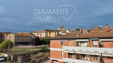 Appartamento vista lago con garage ed orto