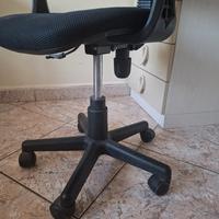 sedia girevole per la scrivania