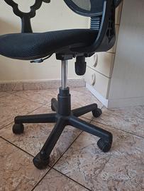sedia girevole per la scrivania