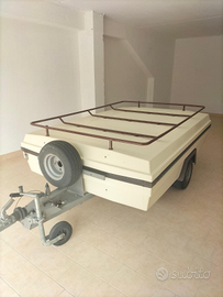 Rimorchio con tenda