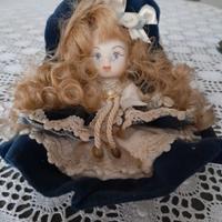 bambola ceramica da collezione