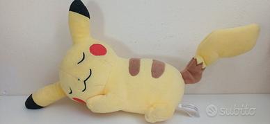 peluche pikachu 