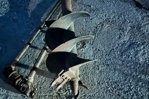 Trivella per trattore