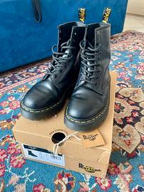 Dr. Martens donna n.37 (con scontrino)
