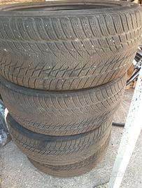 235/50 r18 101v