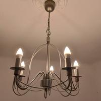 Lampadario in metallo 