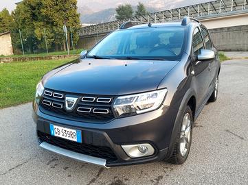 Dacia Sandero Stepway 1.0 TCe 100CV ECO-G 15th Ann