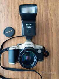 Fotocamera Yashika 109 + flash Nissin 280AZ