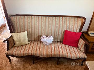 Divano antico anni 70