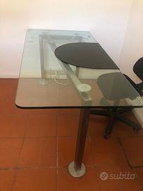 Tavolo di design artigianale – Cristallo temperato