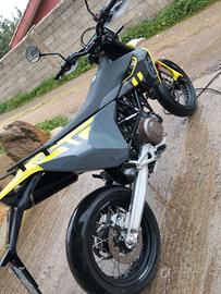 HUSQVARNA 701