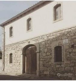 Tuili Via Roma 25 60.000,00 trattabili