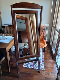 Specchiera camera arte povera