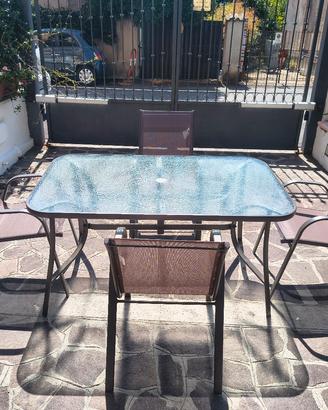 Set da giardino tavolo+4 sedie 