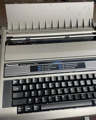 Macchina da scrivere elettronica