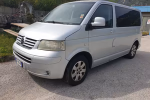 Transporter 9 posti con gancio 