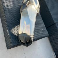 Scarico originale BMW F900 XR con 6000 km