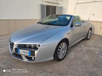 Alfa Romeo Spider 2.2 JTS
