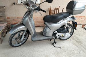 Aprilia Scarabeo 50 4T