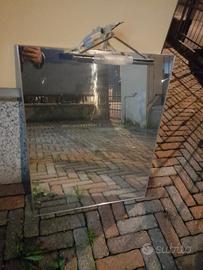 specchio da bagno con luce