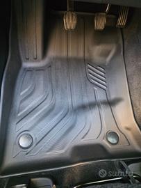 Tappetini in gomma/TPE per Ford Kuga III.