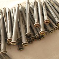 Set 130 tasselli Fischer F-S-Z F8S-100 in nylon