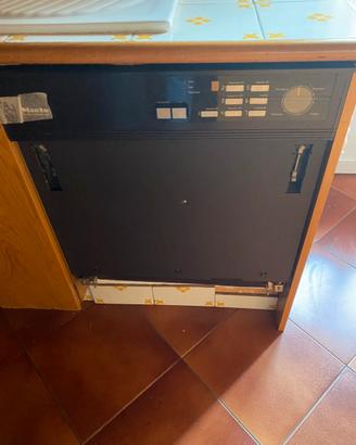 Blocco Elettrodomestici Miele Vintage